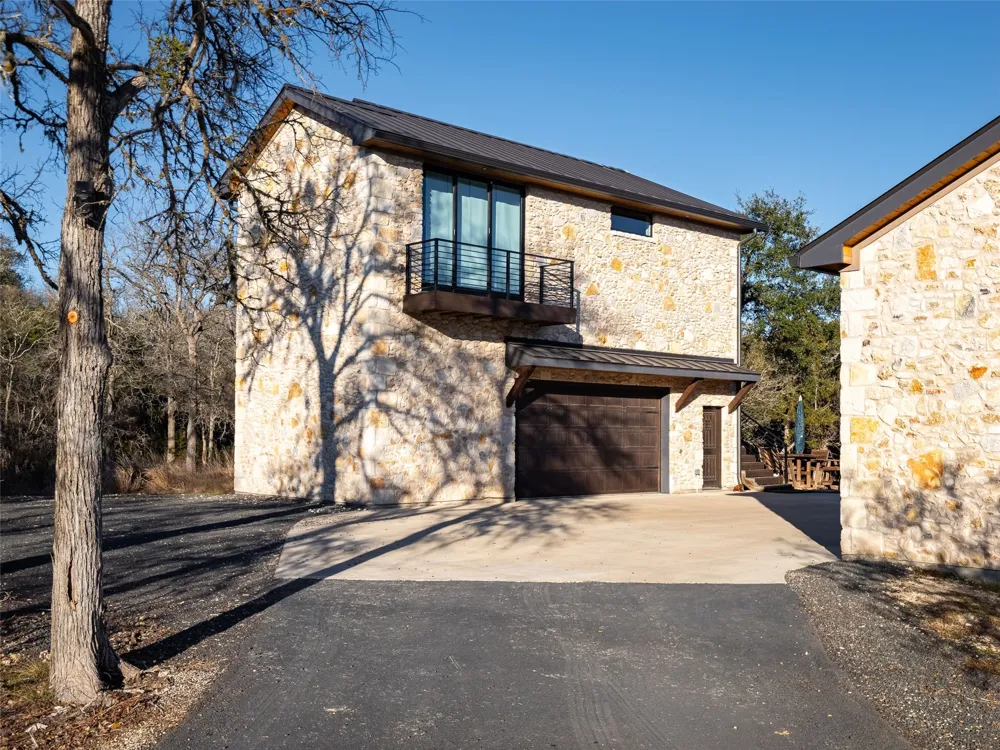435 Gardenia Drive Wimberley, TX 78676