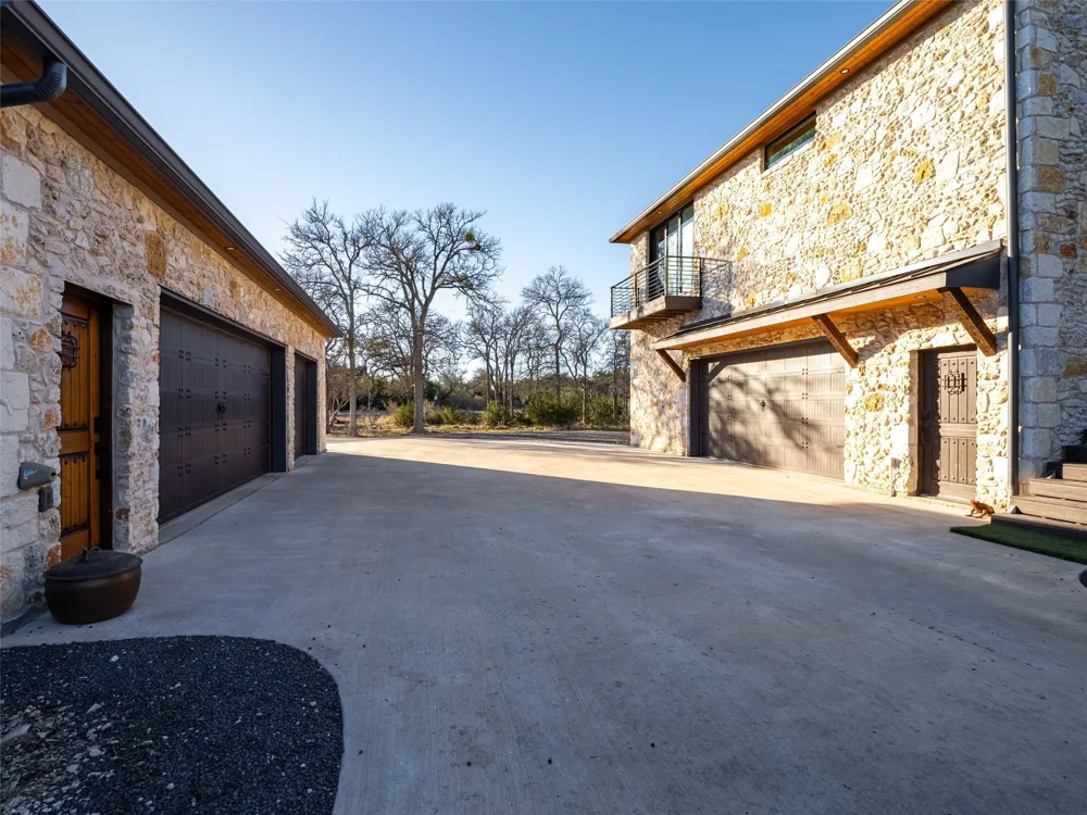 435 Gardenia Drive Wimberley, TX 78676