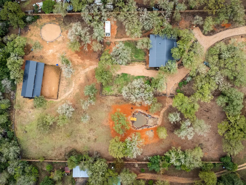 127 Marina Road Smithville, TX 78957