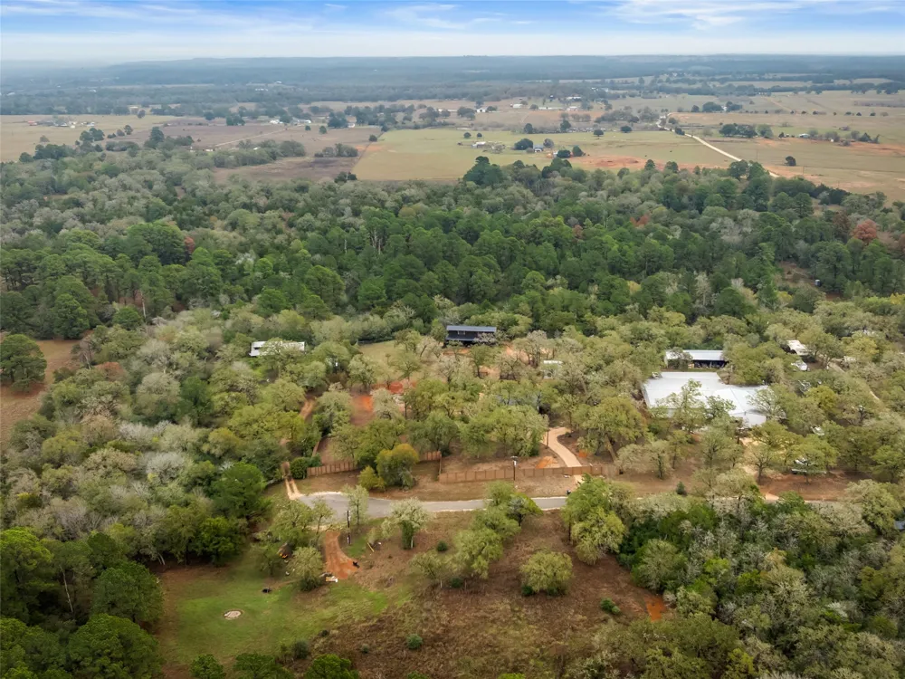127 Marina Road Smithville, TX 78957