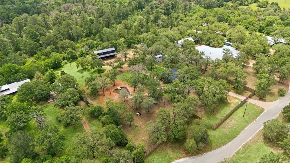 127 Marina Road Smithville, TX 78957