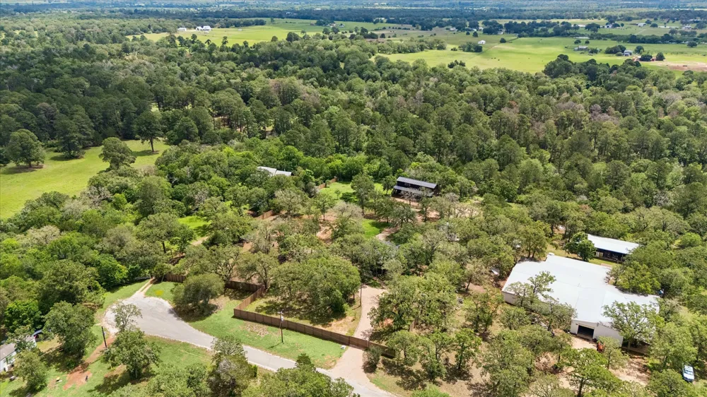 127 Marina Road Smithville, TX 78957