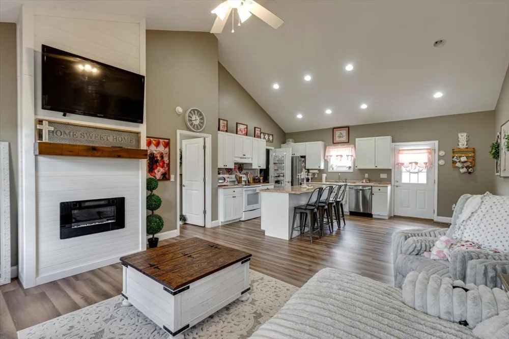 165 Rena Drive Whitwell, TN 37397