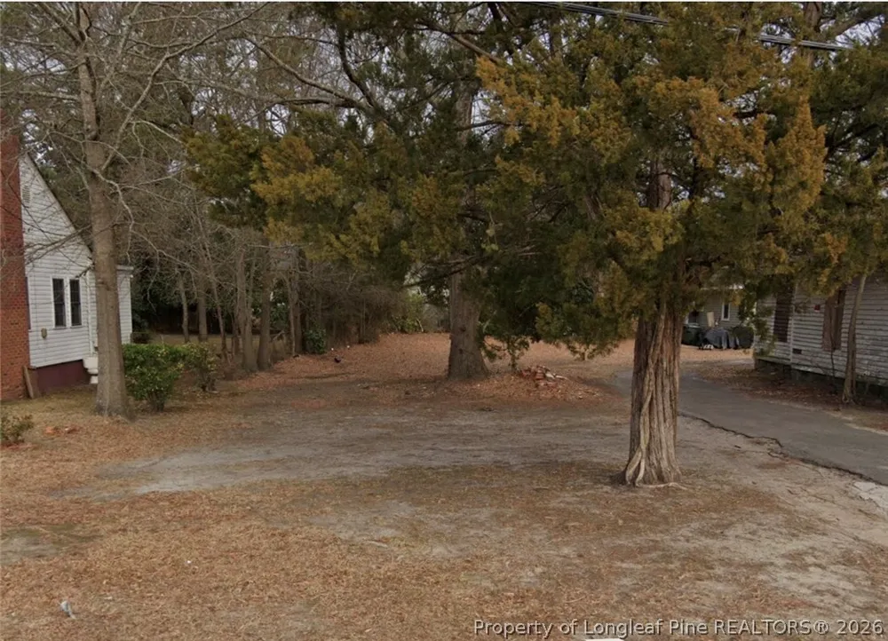 202 Manhattan Avenue Greenville, NC 27834