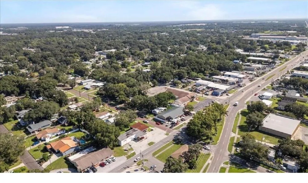 506 WARNELL STREET Plant City, FL 33563