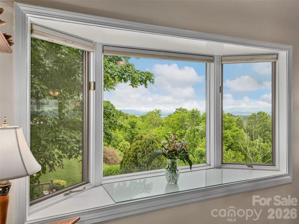 503 Fleetwood Plaza Laurel Park, NC 28739