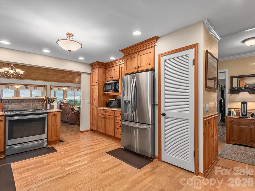 503 Fleetwood Plaza Laurel Park, NC 28739