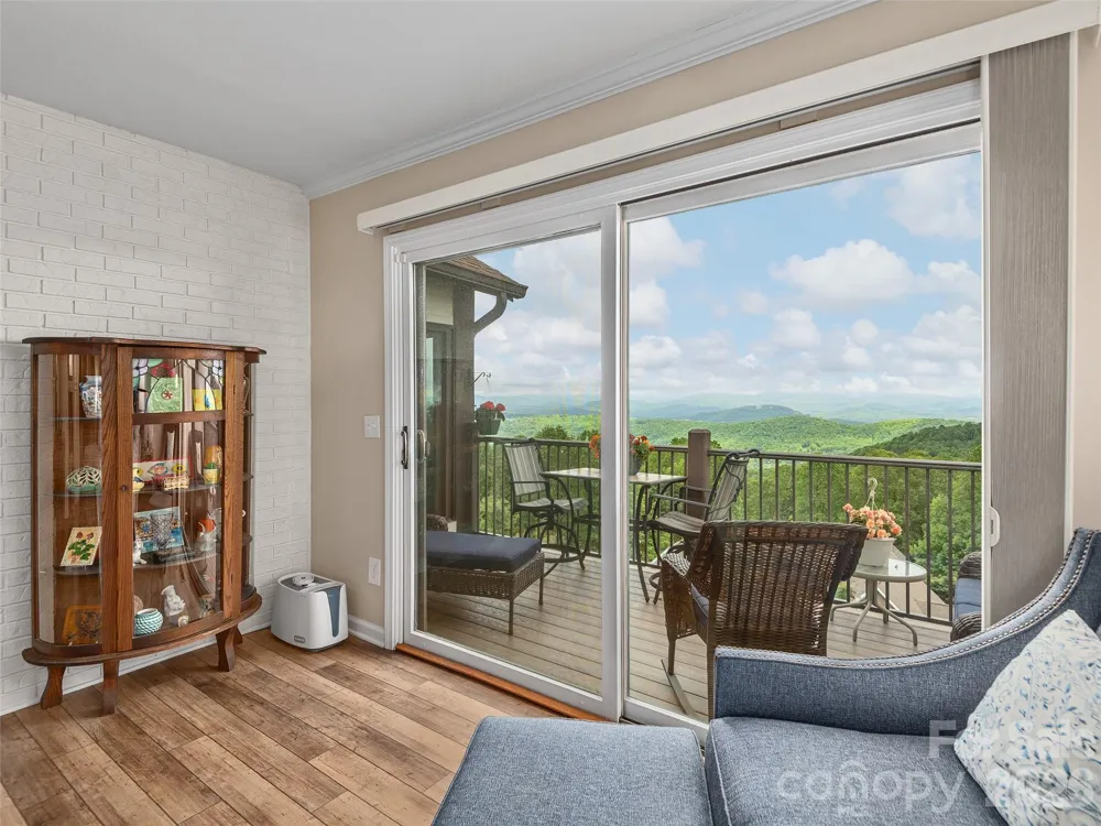 503 Fleetwood Plaza Laurel Park, NC 28739