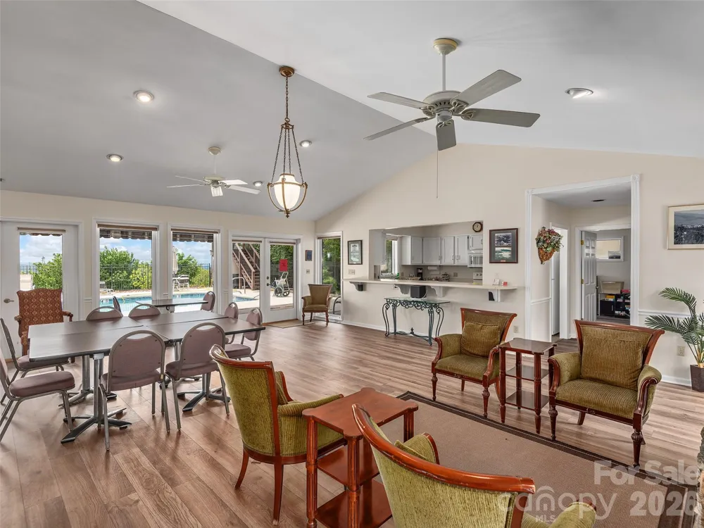 503 Fleetwood Plaza Laurel Park, NC 28739
