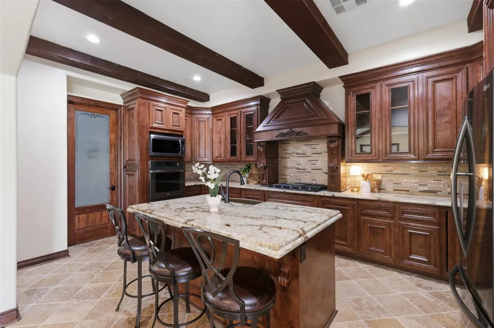 10105 Heritage Ranch Road Conroe, TX 77303