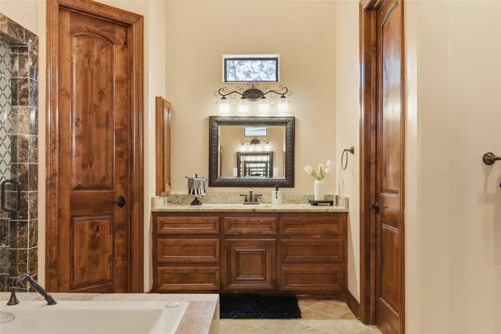 10105 Heritage Ranch Road Conroe, TX 77303