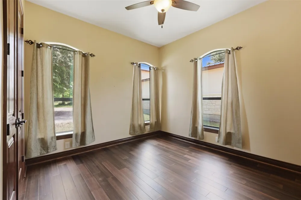10105 Heritage Ranch Road Conroe, TX 77303