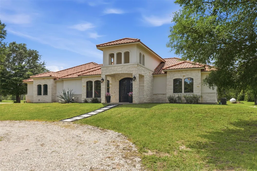 10105 Heritage Ranch Road Conroe, TX 77303