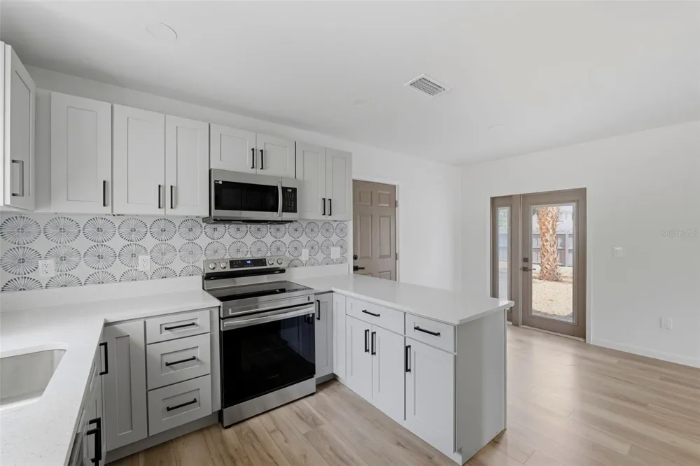 3030 5TH STREET St Petersburg, FL 33704