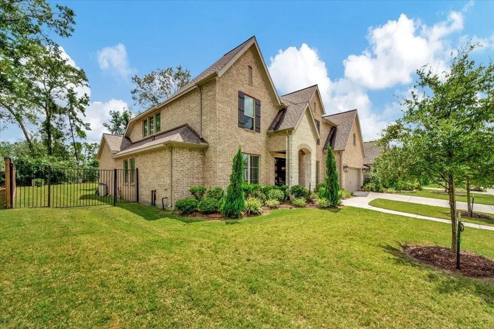 12218 Hickory Arroyo Drive