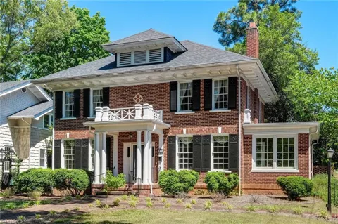 815 Main Street