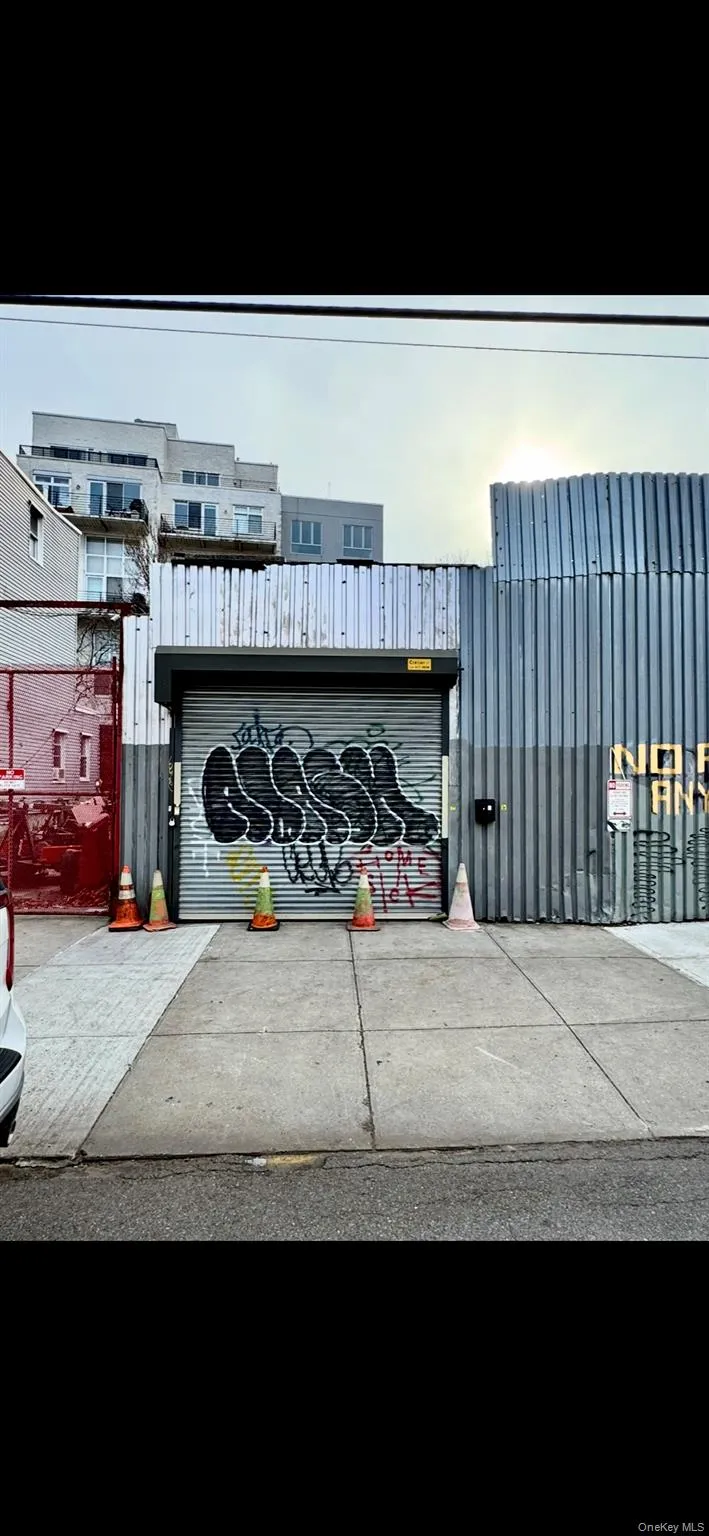 250 Skillman Avenue Brooklyn, NY 11211