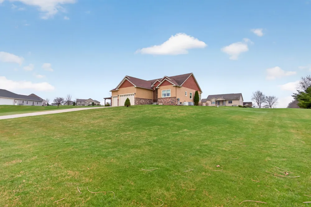 10037 Whitetail Lane Napoleon Township, MI 49201