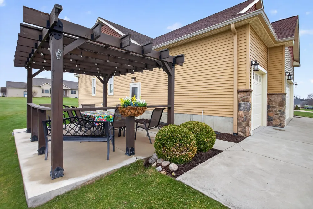 10037 Whitetail Lane Napoleon Township, MI 49201