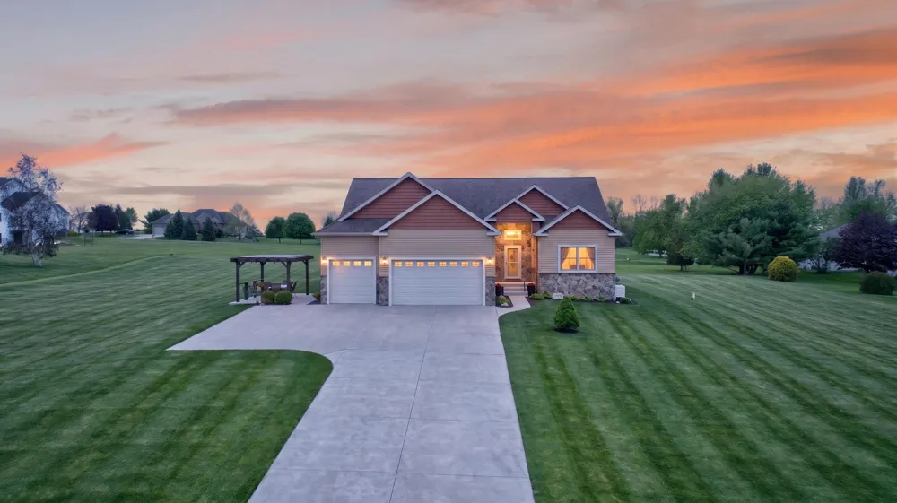 10037 Whitetail Lane Napoleon Township, MI 49201