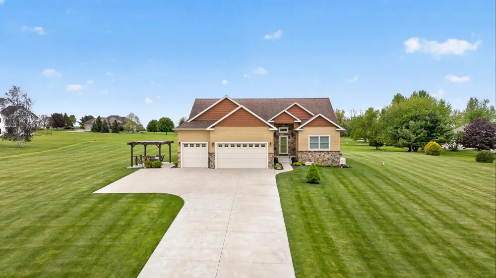 10037 Whitetail Lane Napoleon Township, MI 49201