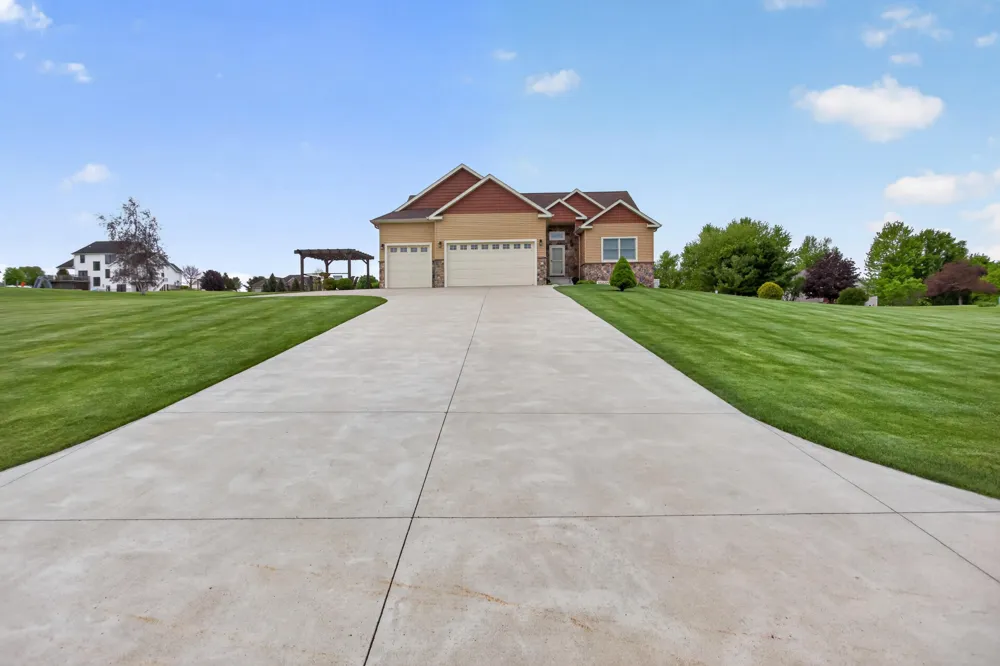 10037 Whitetail Lane Napoleon Township, MI 49201