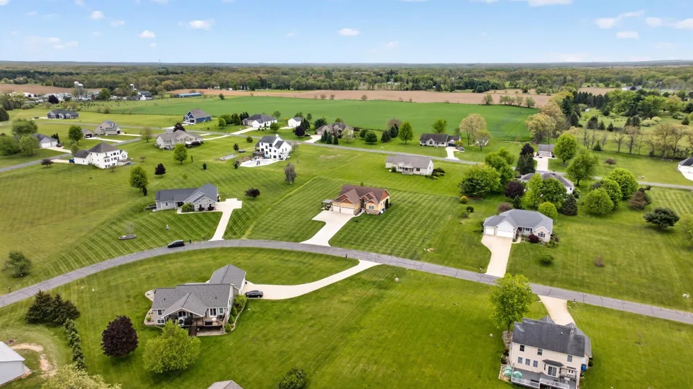 10037 Whitetail Lane Napoleon Township, MI 49201