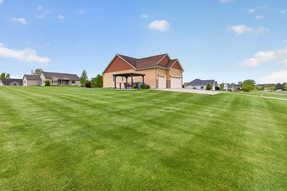 10037 Whitetail Lane Napoleon Township, MI 49201