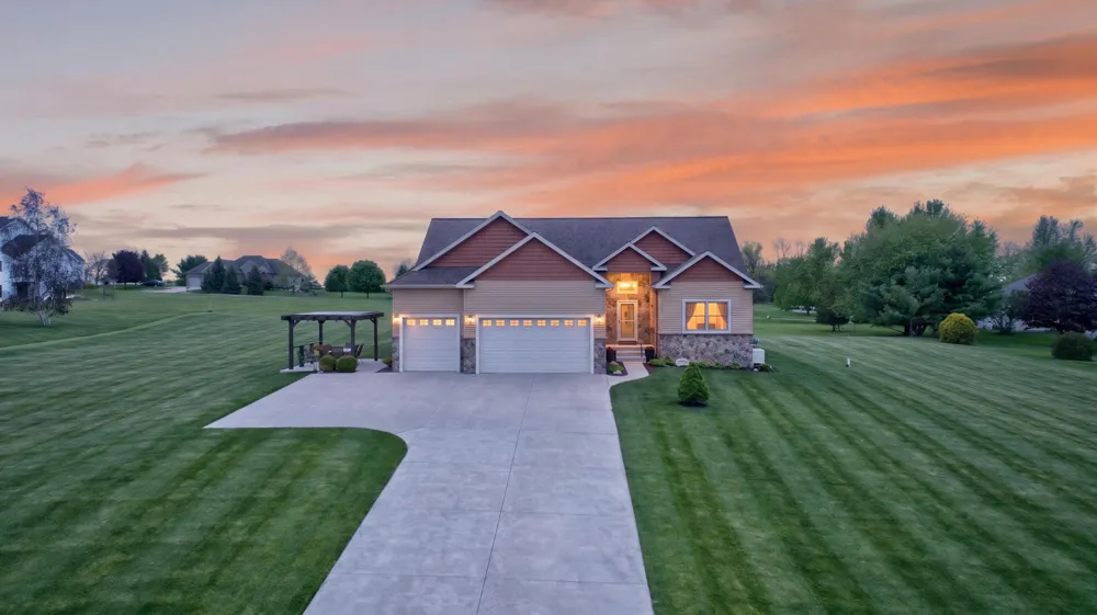 10037 Whitetail Lane Napoleon Township, MI 49201
