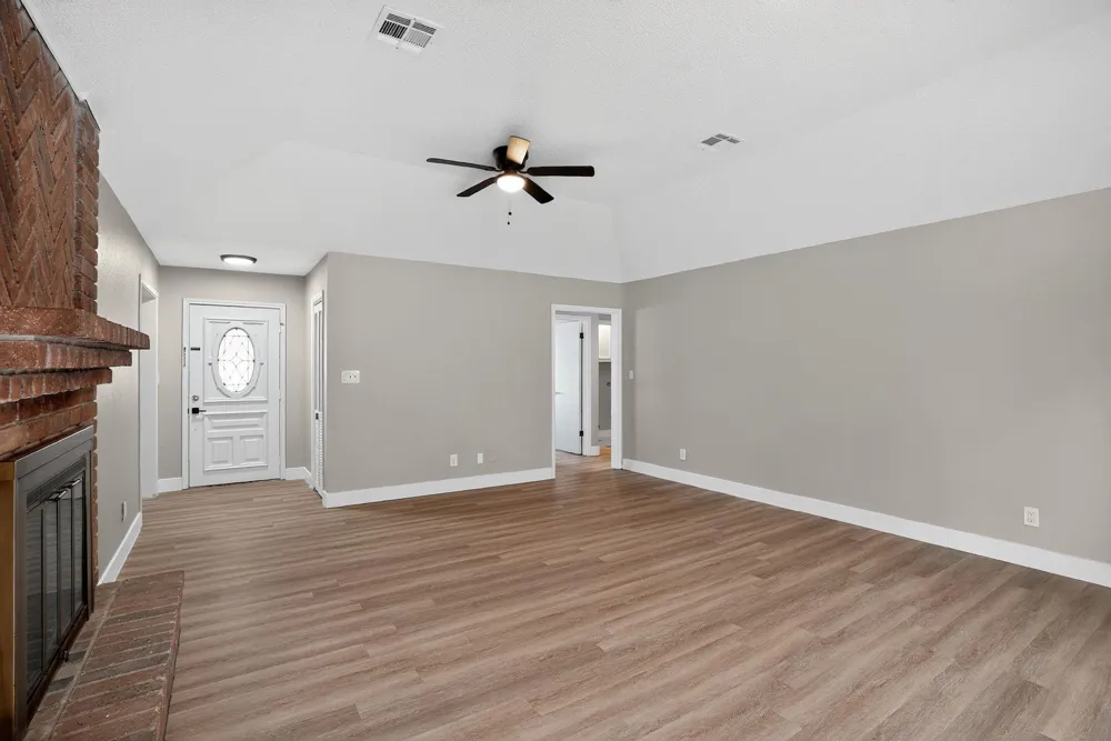 107 Cherry Hills Rockport, TX 78382