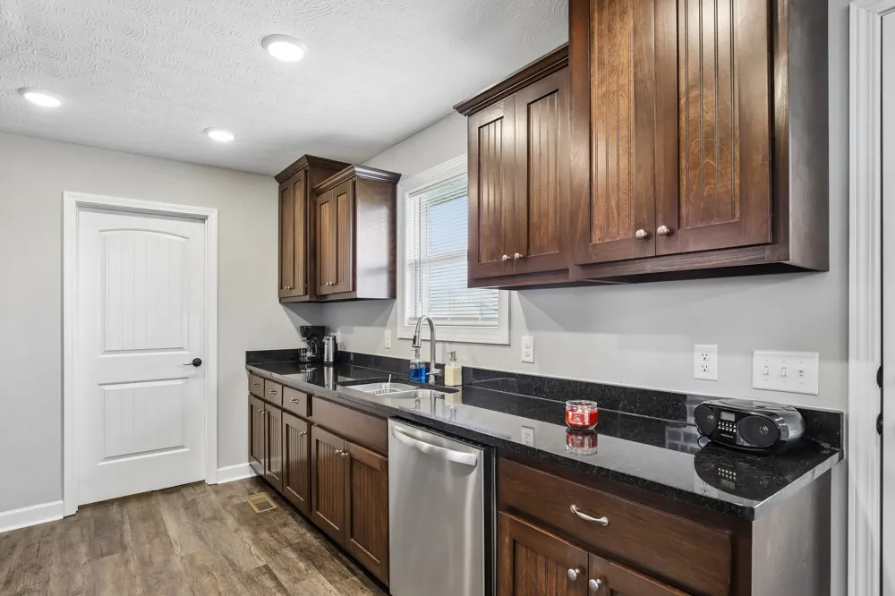 361 Elton Ln Lafayette, TN 37083