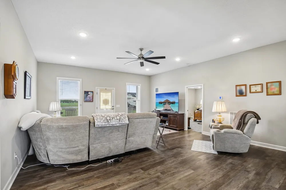 361 Elton Ln Lafayette, TN 37083