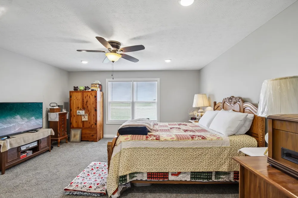 361 Elton Ln Lafayette, TN 37083