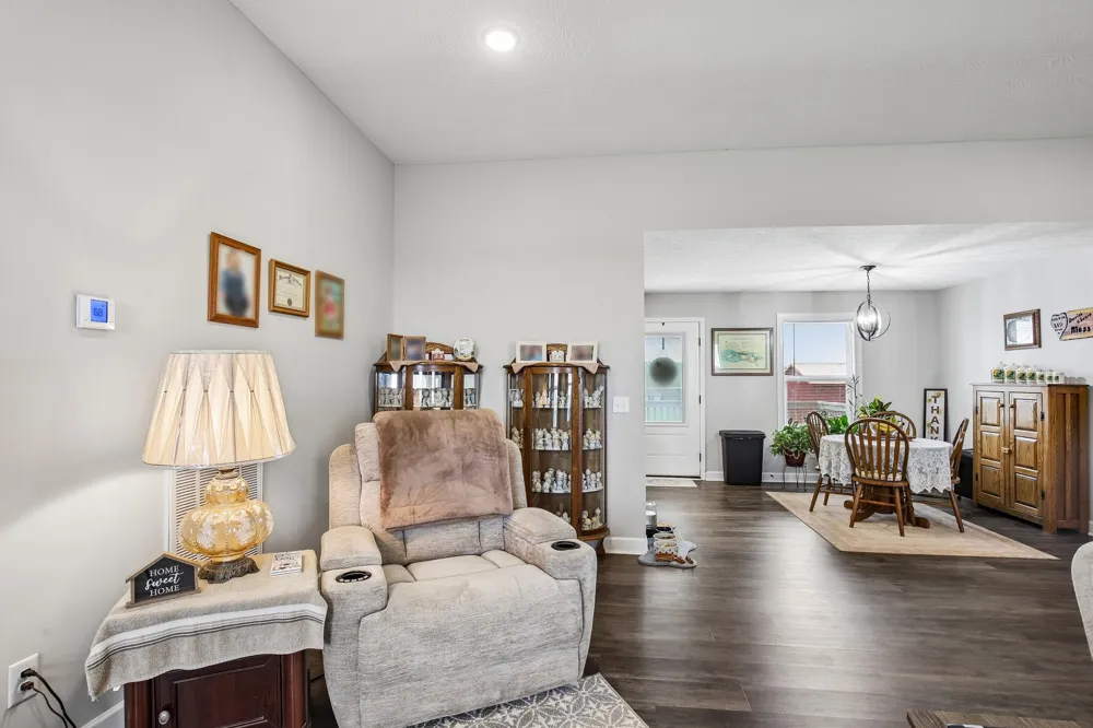361 Elton Ln Lafayette, TN 37083