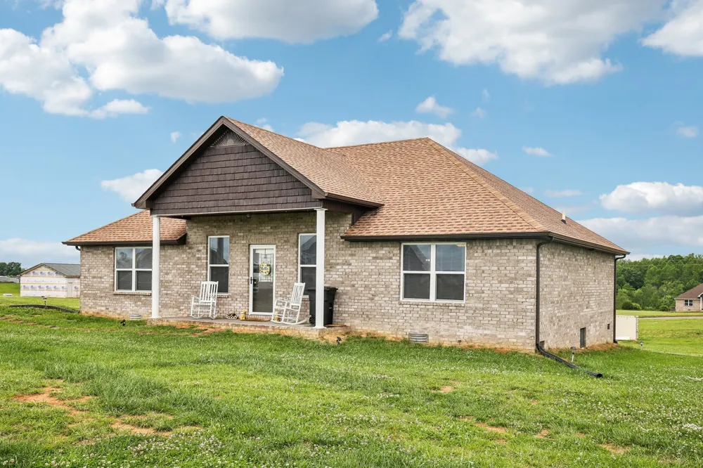 361 Elton Ln Lafayette, TN 37083