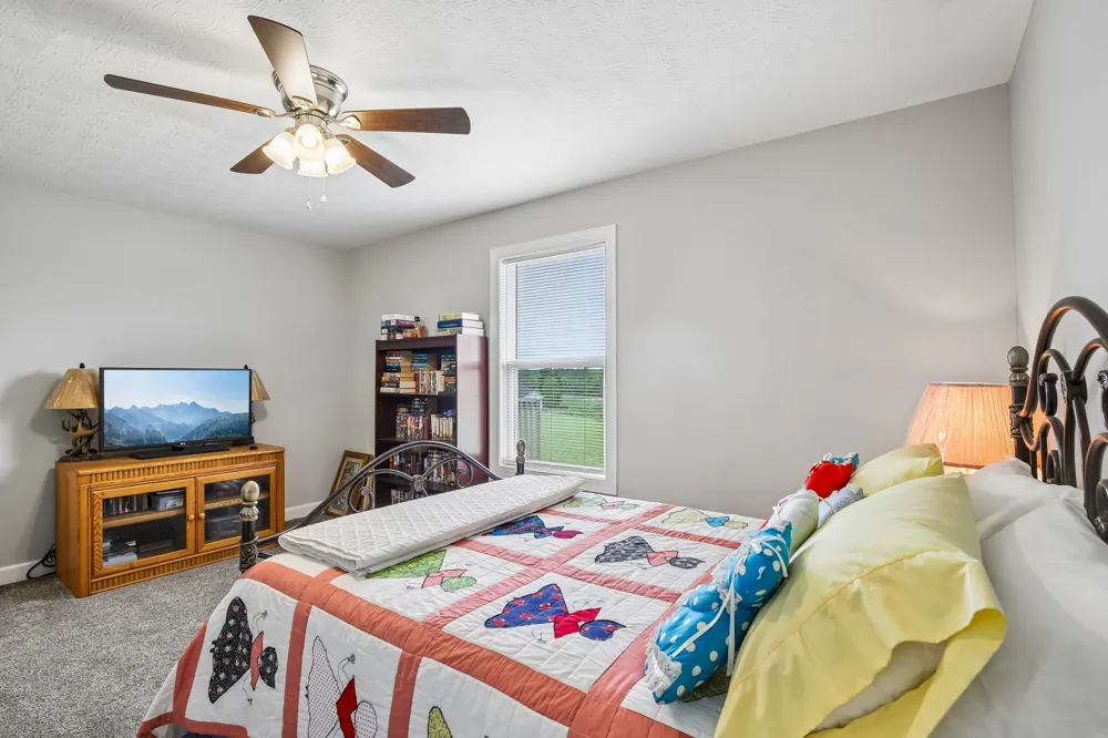 361 Elton Ln Lafayette, TN 37083