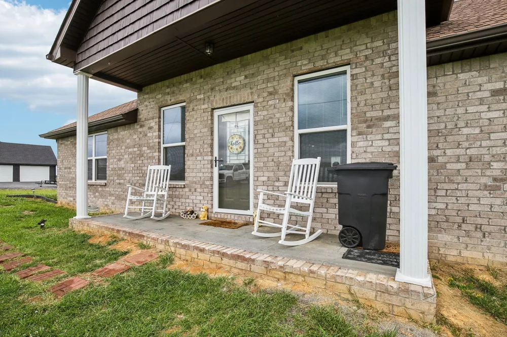 361 Elton Ln Lafayette, TN 37083