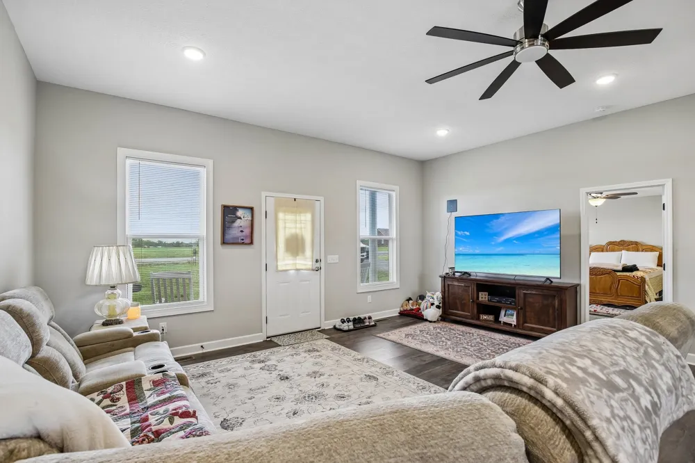 361 Elton Ln Lafayette, TN 37083