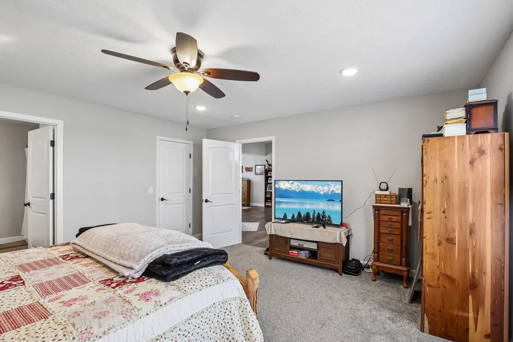 361 Elton Ln Lafayette, TN 37083
