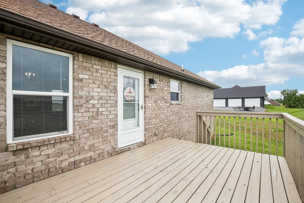 361 Elton Ln Lafayette, TN 37083