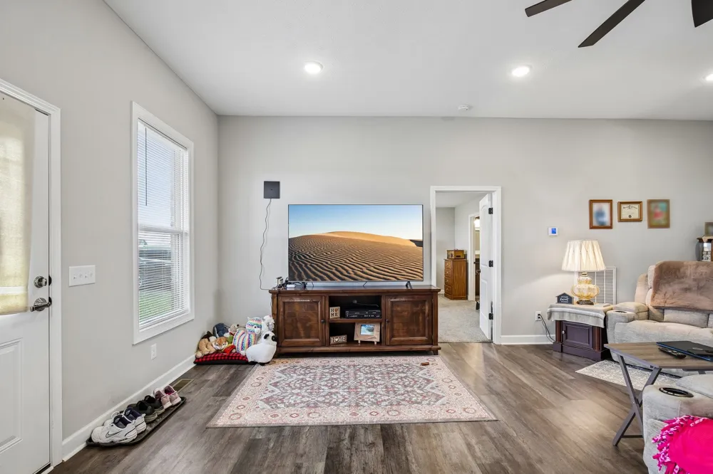 361 Elton Ln Lafayette, TN 37083