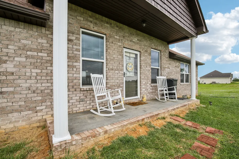 361 Elton Ln Lafayette, TN 37083