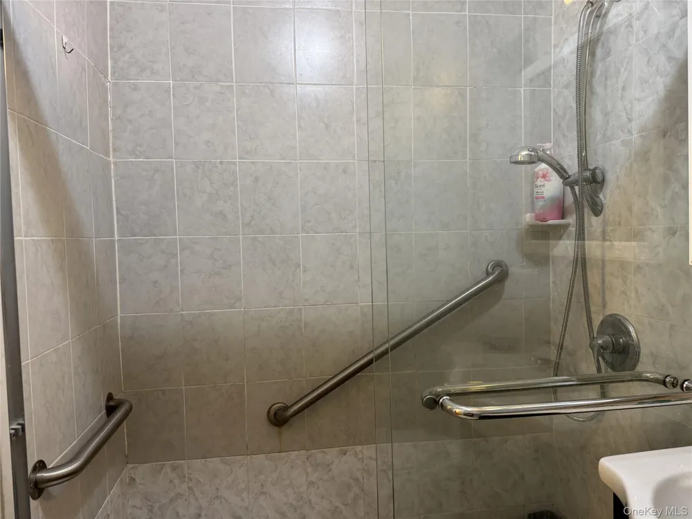 144-22 78th Avenue #1M Kew Garden Hills, NY 11367