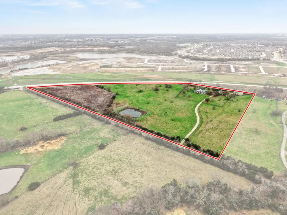 1441 County Road 282 McKinney, TX 75071