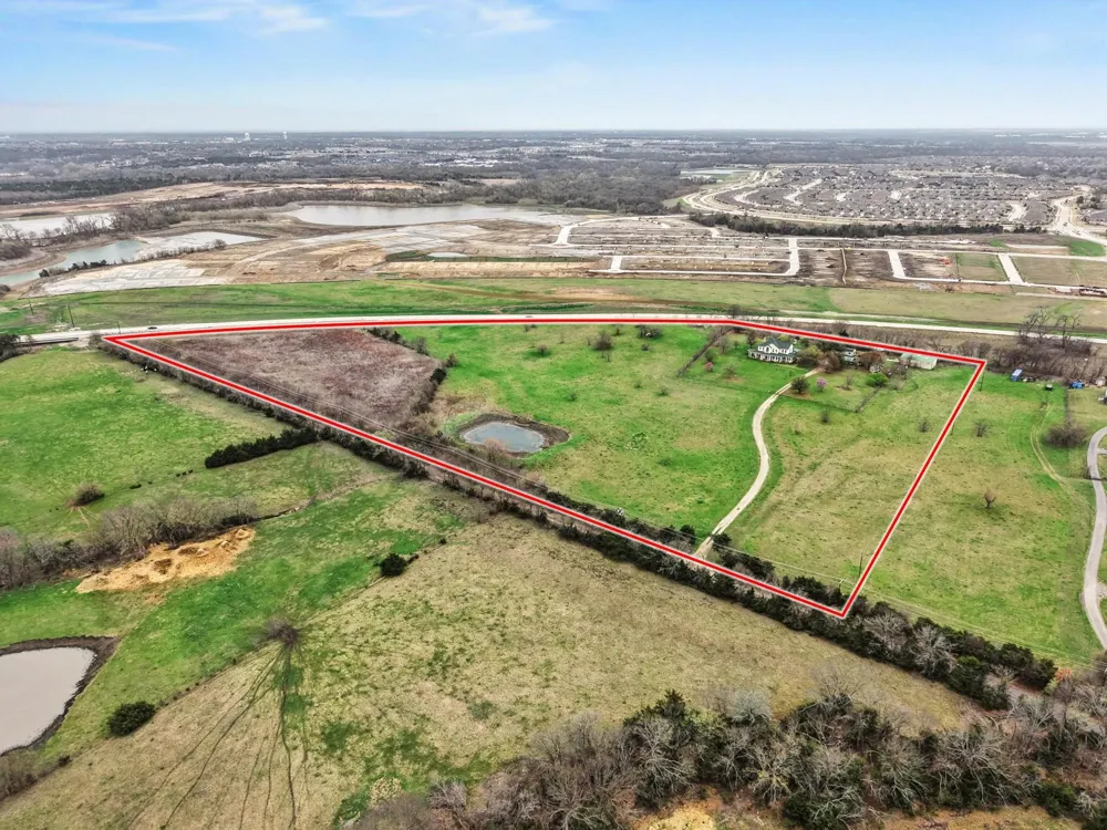 1441 County Road 282 McKinney, TX 75071