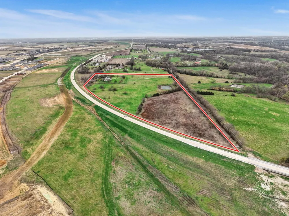 1441 County Road 282 McKinney, TX 75071