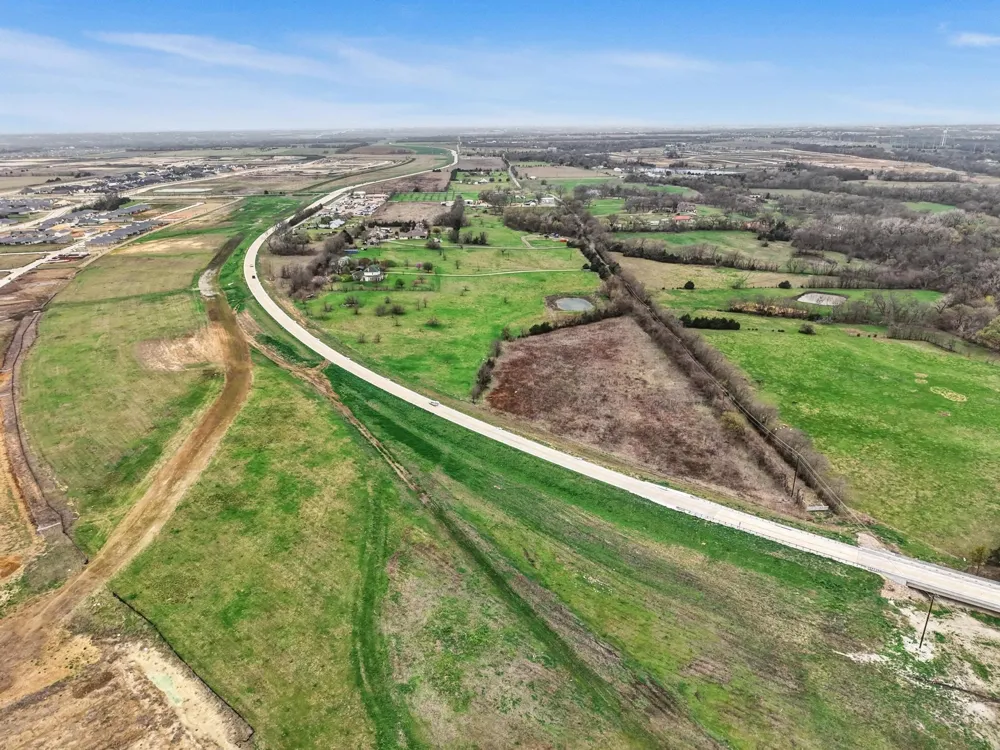 1441 County Road 282 McKinney, TX 75071