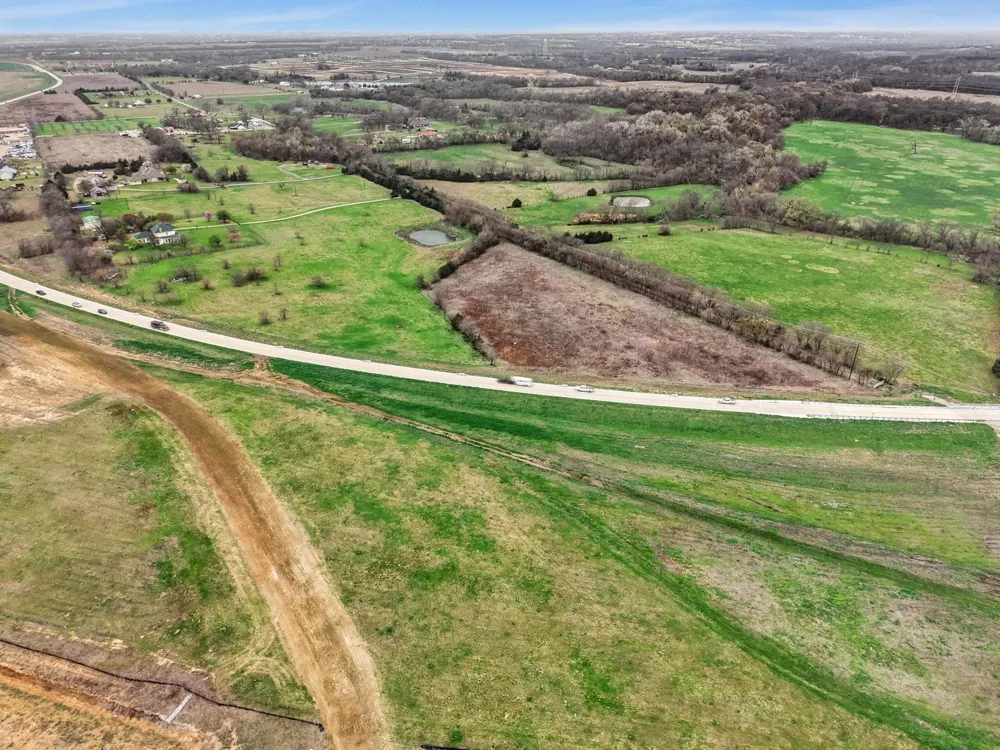 1441 County Road 282 McKinney, TX 75071