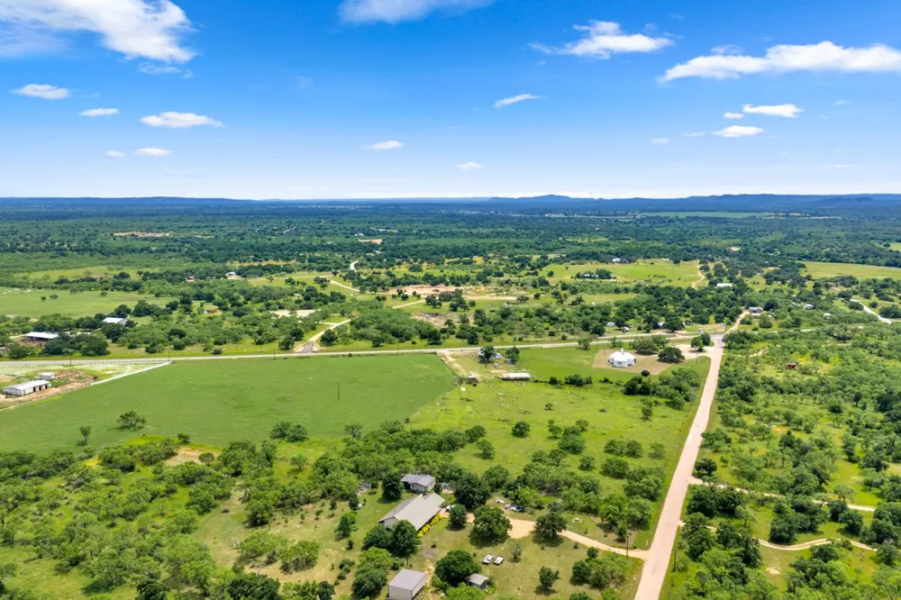 6311 Ranch Road 2241 Bluffton, TX 78607