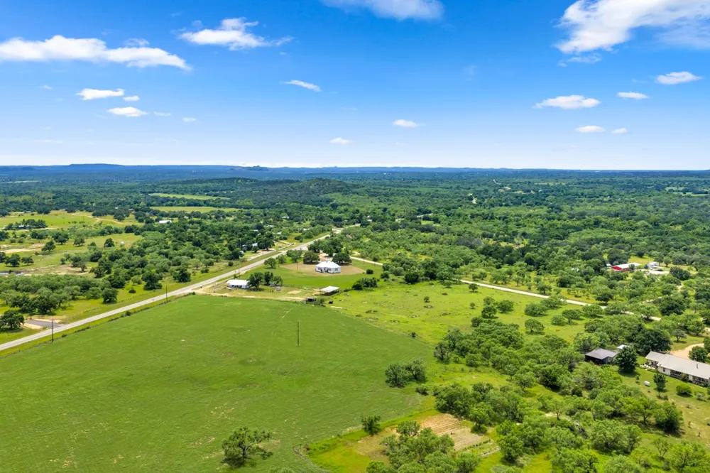 6311 Ranch Road 2241 Bluffton, TX 78607